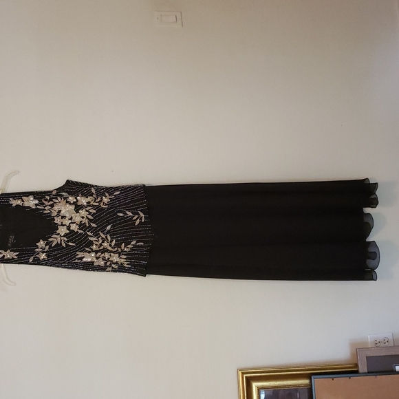 EVENING Dress - Picture 2 of 9